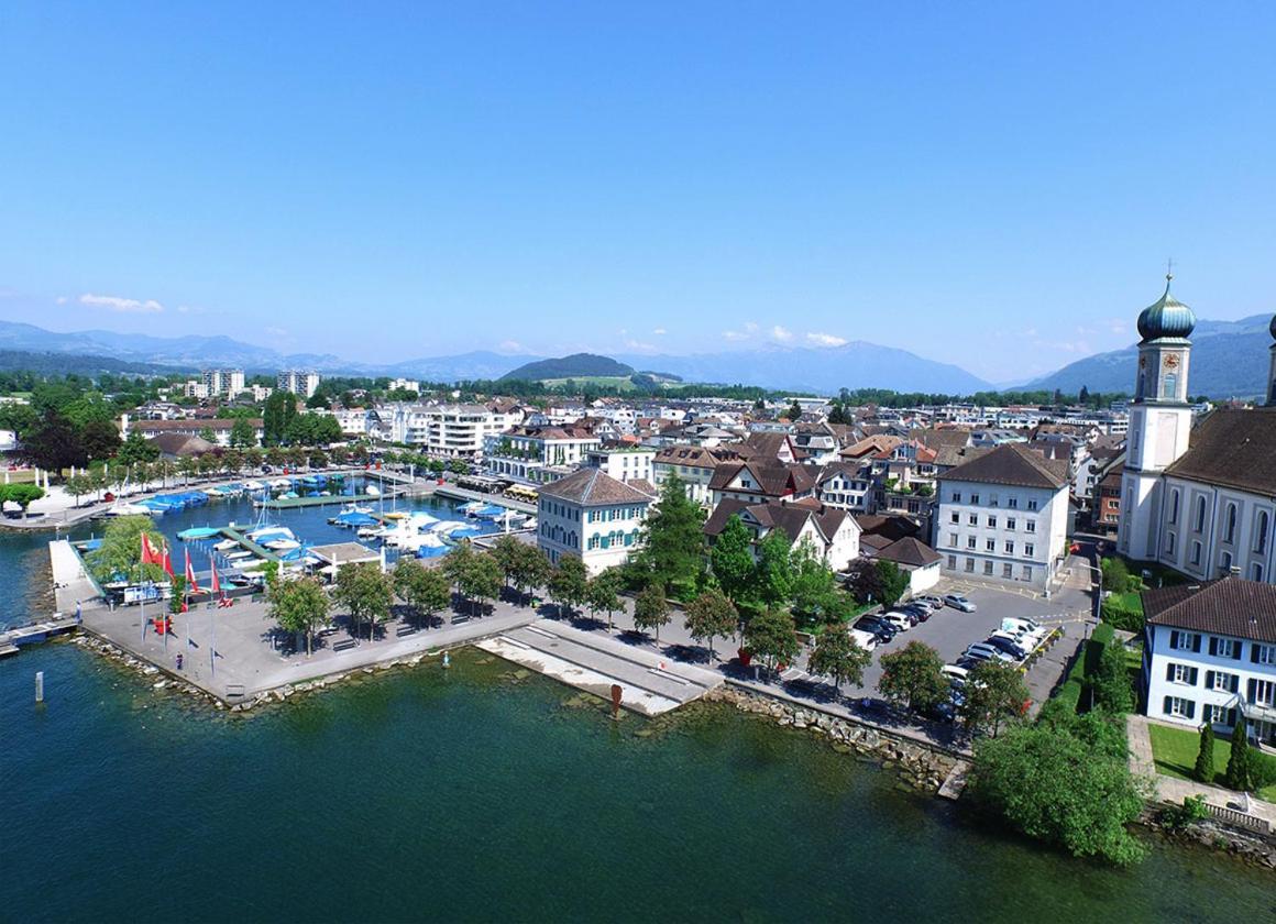 Dorf Hotel "Zuhause In Lachen" Exteriér fotografie